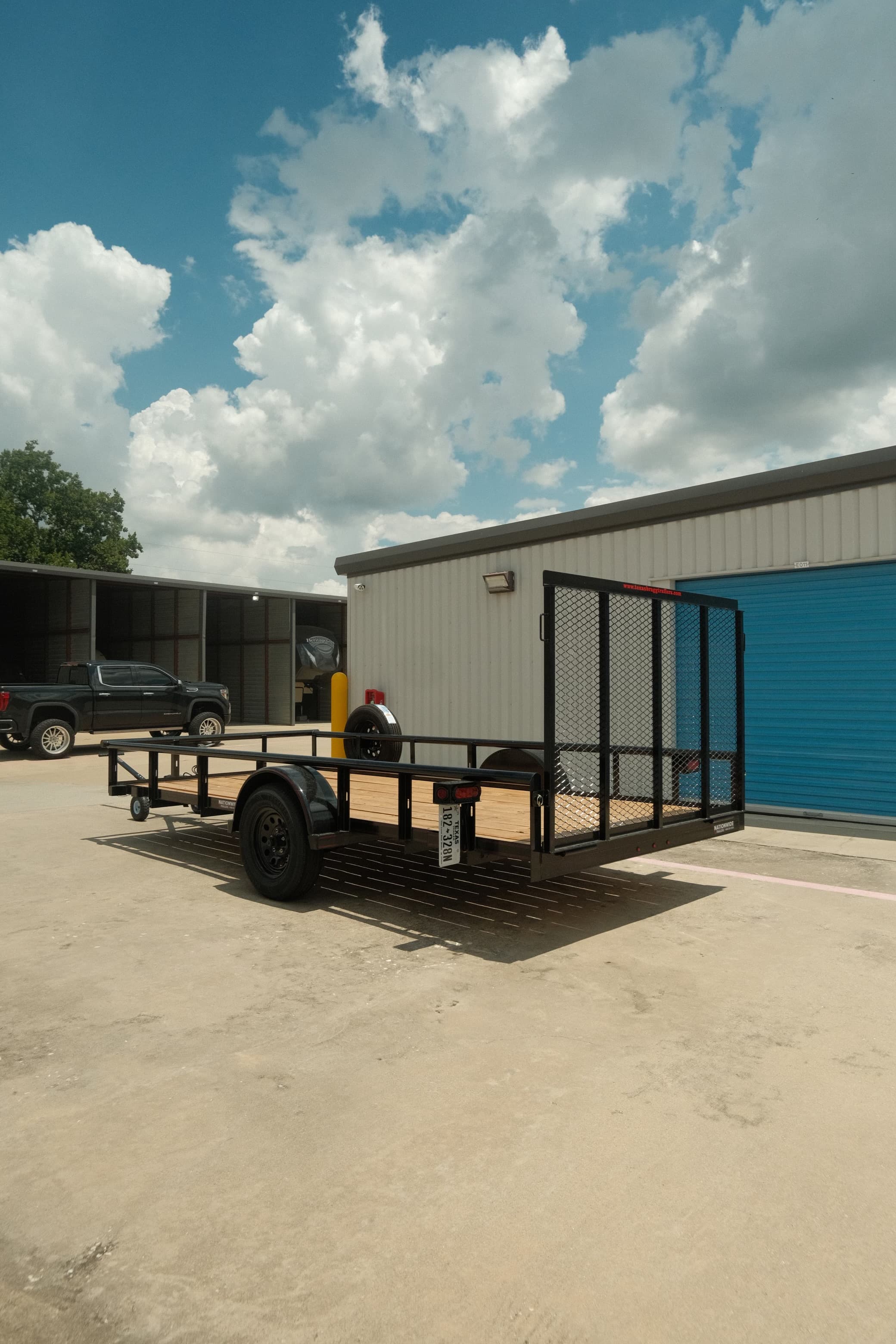 Utility Trailer — photo 1